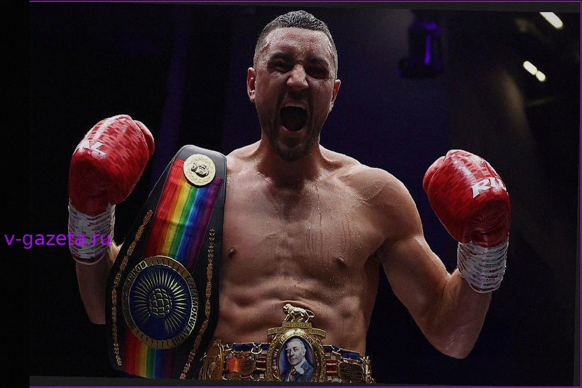 Симпсон взял реванш и вернул чемпионские пояса в бою с Уильямсоном